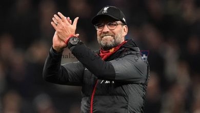 صورة كلوب يفاضل بين ميسي و رونالدو